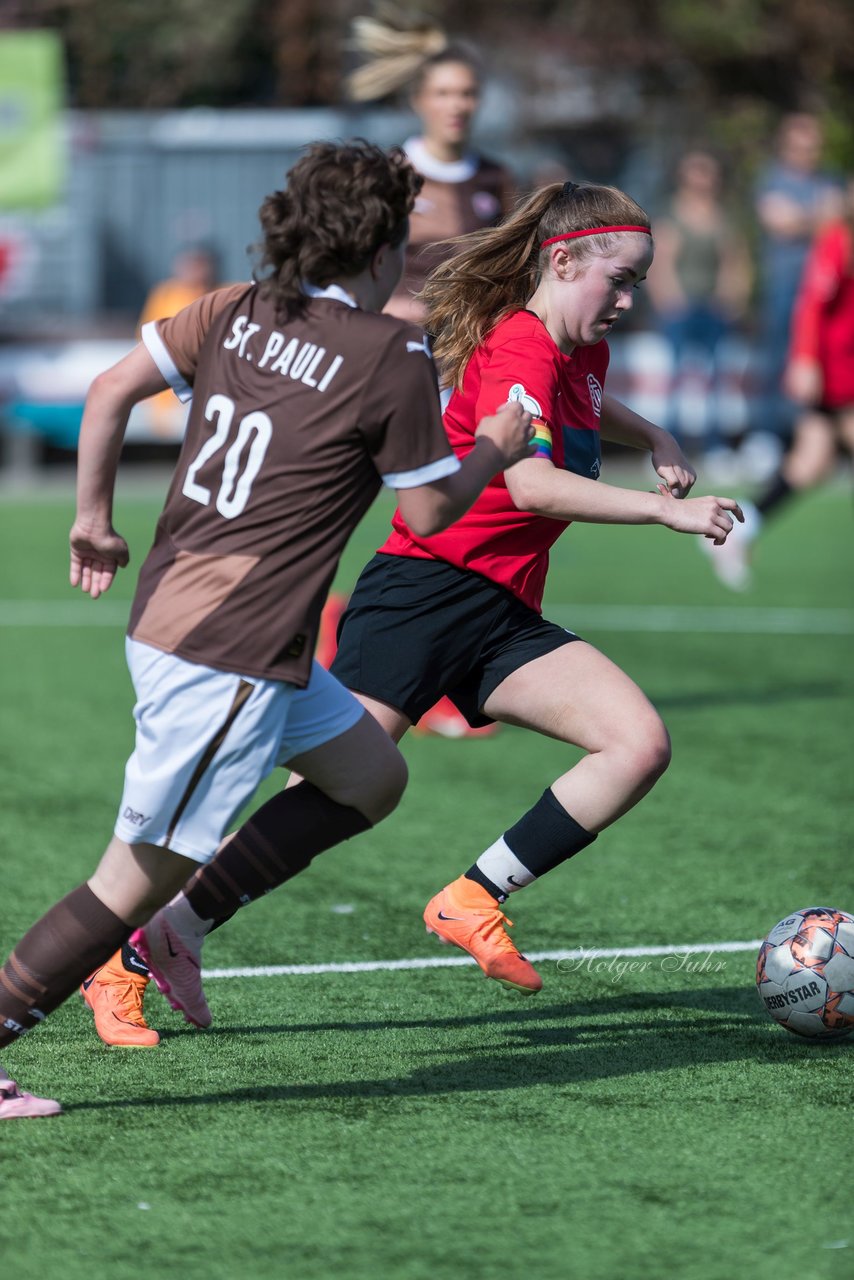 Bild 379 - wBJ FC St. Pauli - Eimsbuetteler TV : Ergebnis: 3:4